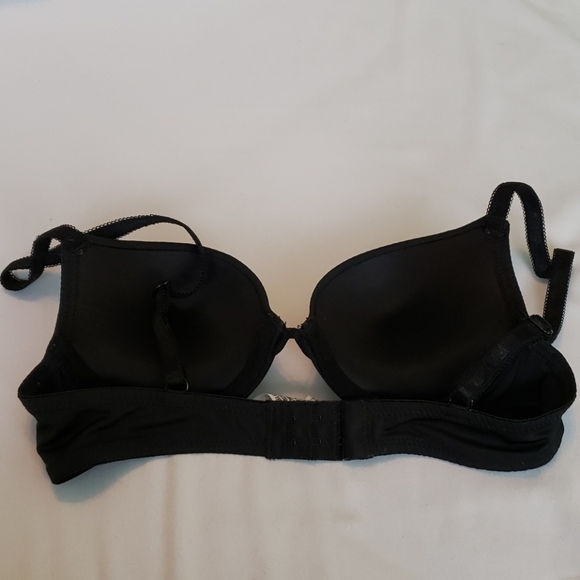 Forever 21 - Black Pushup Bra - Picture 2 of 6